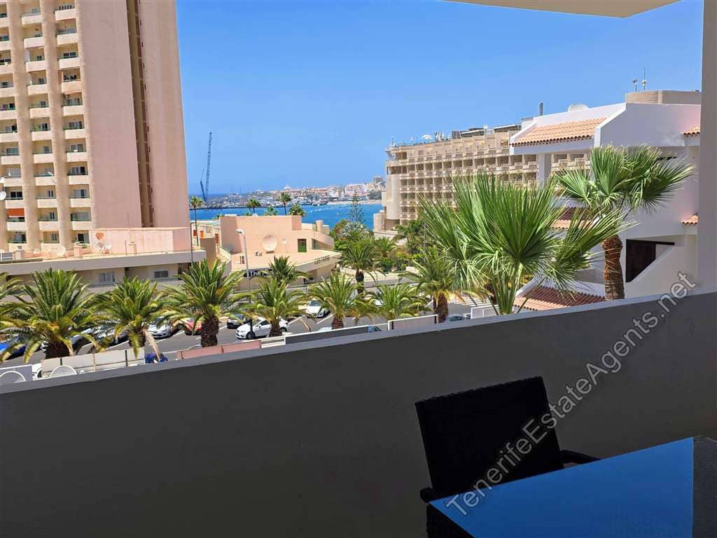 1 Zimmer Apartment zu verkaufen in Los Cristianos mit Pool - 349.950 € (Ref: 10023480)
