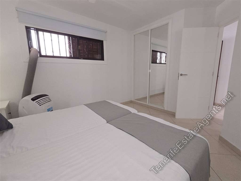 1 Zimmer Apartment zu verkaufen in Los Cristianos mit Pool - 349.950 € (Ref: 10023480)