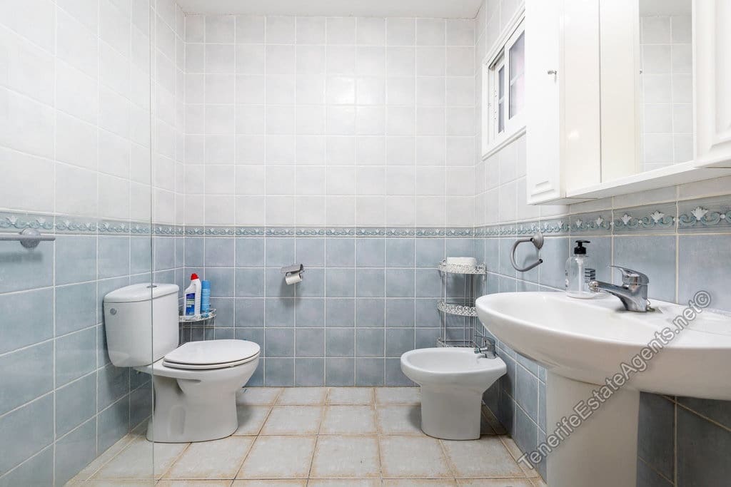 Apartamento de 1 habitación en Los Cristianos en venta con piscina garaje - 269.950 € (Ref: 10100563)