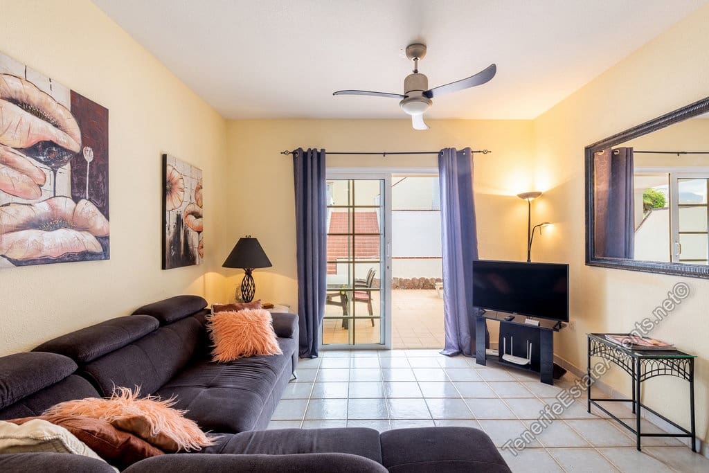 Apartamento de 1 habitación en Los Cristianos en venta con piscina garaje - 269.950 € (Ref: 10100563)