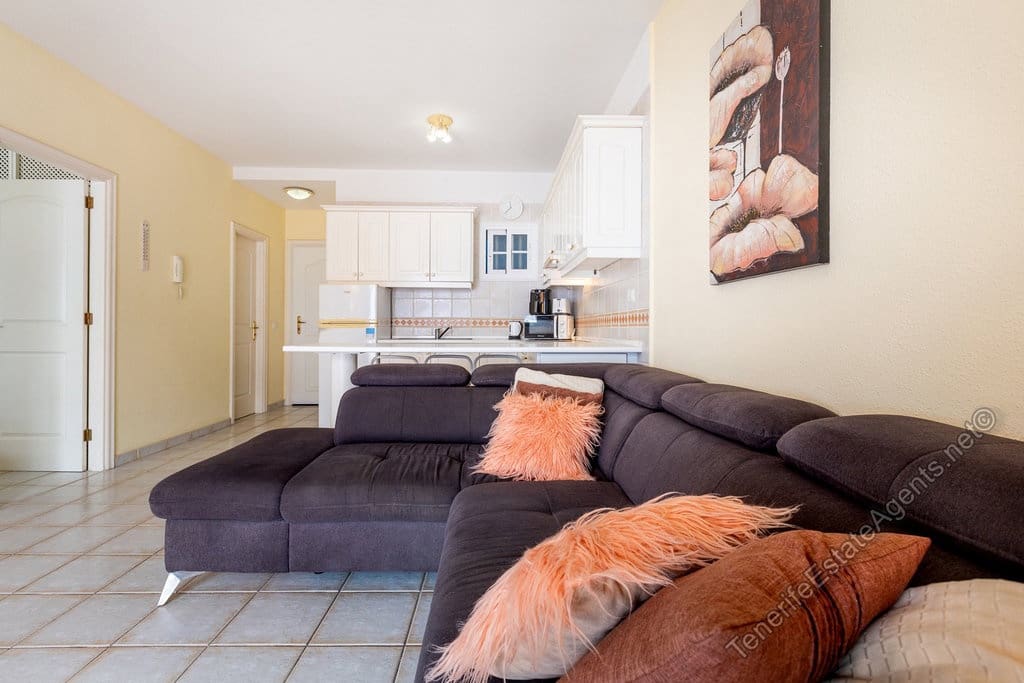 Apartamento de 1 habitación en Los Cristianos en venta con piscina garaje - 269.950 € (Ref: 10100563)