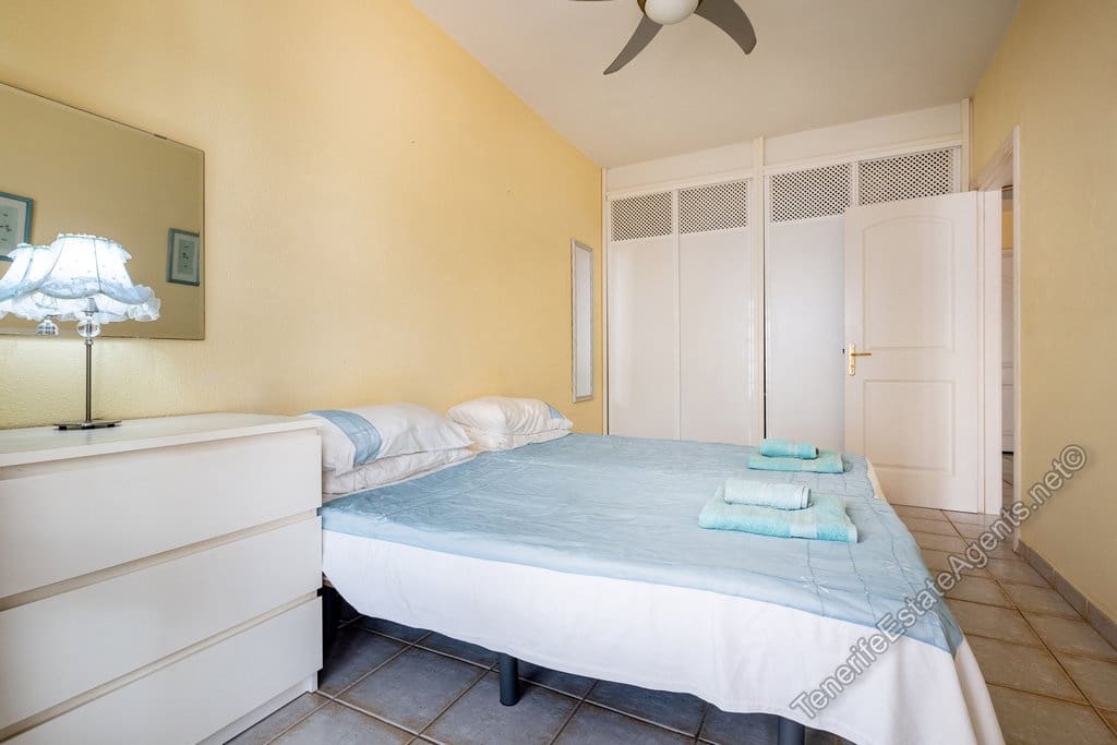 Apartamento de 1 habitación en Los Cristianos en venta con piscina garaje - 269.950 € (Ref: 10100563)