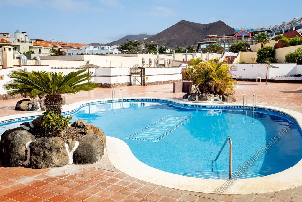 Apartamento de 1 habitación en Los Cristianos en venta con piscina garaje - 269.950 € (Ref: 10100563)