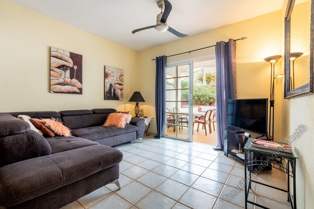 Apartamento de 1 habitación en Los Cristianos en venta con piscina garaje - 269.950 € (Ref: 10100563)