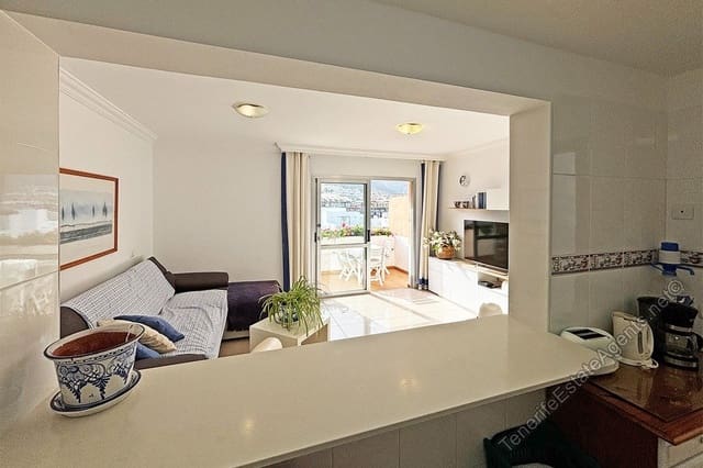 1 quarto Apartamento para venda em Los Cristianos, Arona com piscina garagem - 299 000 € (Ref: 10100564)