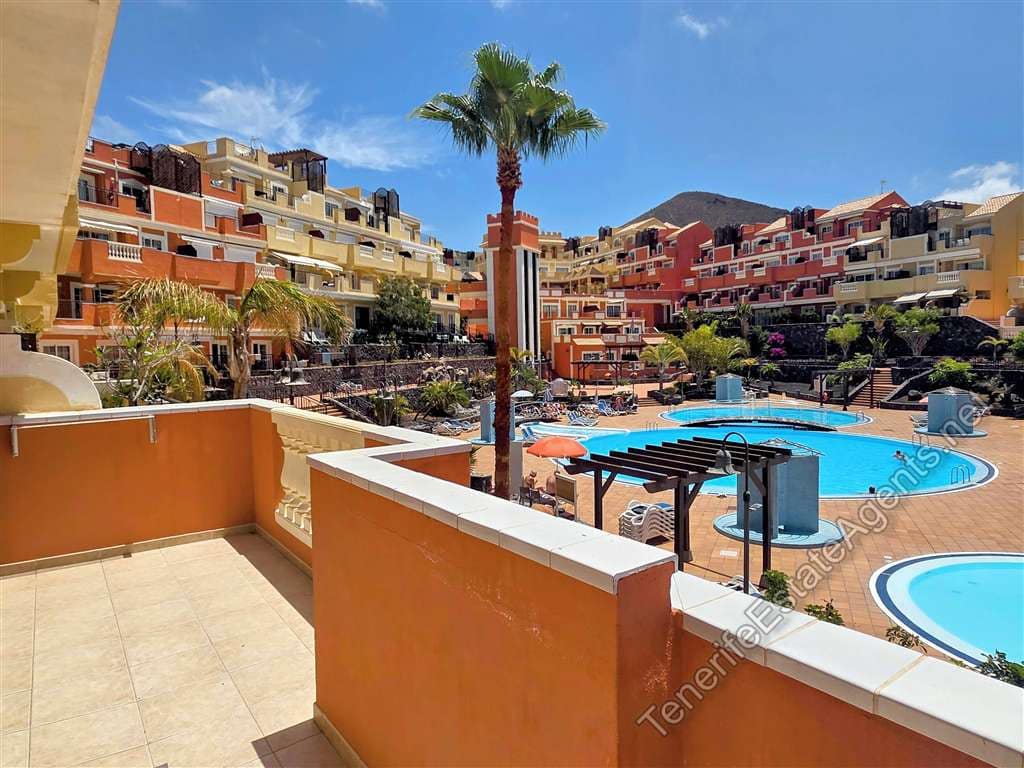 1 quarto Apartamento para venda em Los Cristianos com piscina - 249 950 € (Ref: 10100565)