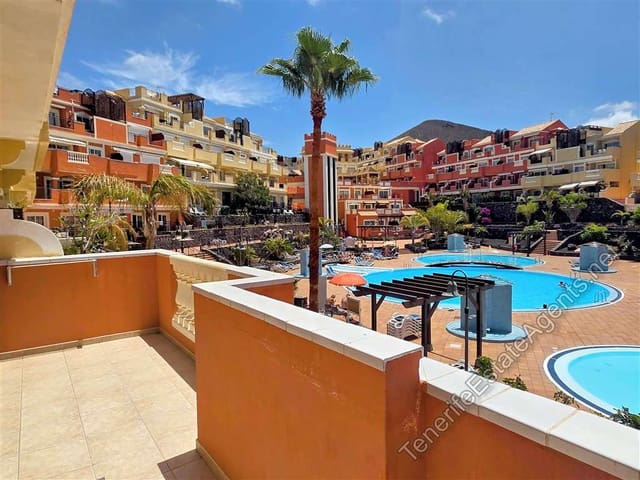 1 chambre Appartement à vendre à Los Cristianos, Arona avec piscine - 249 950 € (Ref: 10100565)