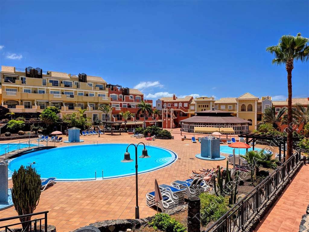 1 quarto Apartamento para venda em Los Cristianos com piscina - 249 950 € (Ref: 10100565)