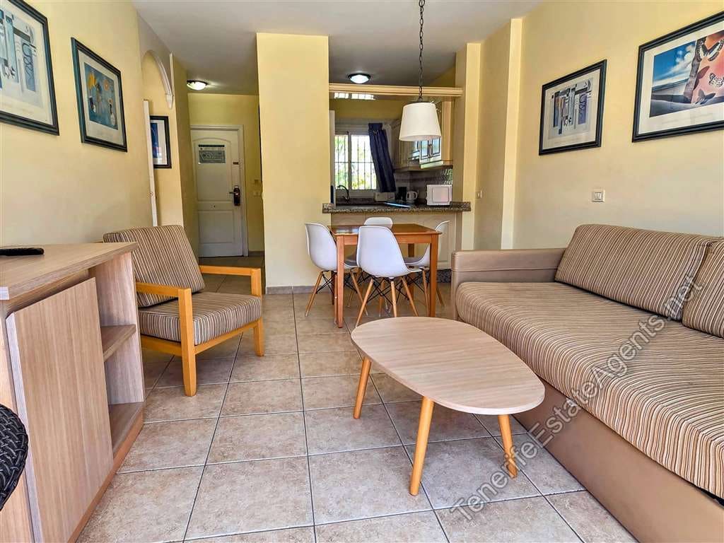 1 quarto Apartamento para venda em Los Cristianos com piscina - 249 950 € (Ref: 10100565)