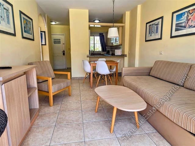 1 chambre Appartement à vendre à Los Cristianos, Arona avec piscine - 249 950 € (Ref: 10100565)