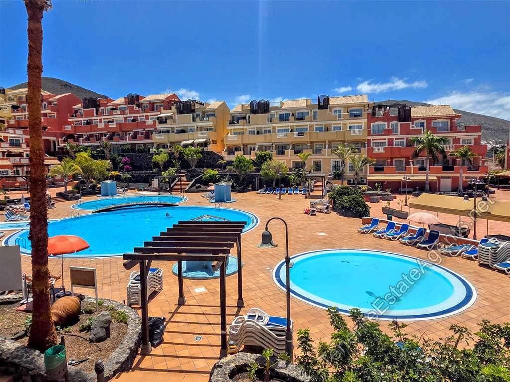 1 quarto Apartamento para venda em Los Cristianos com piscina - 249 950 € (Ref: 10100565)