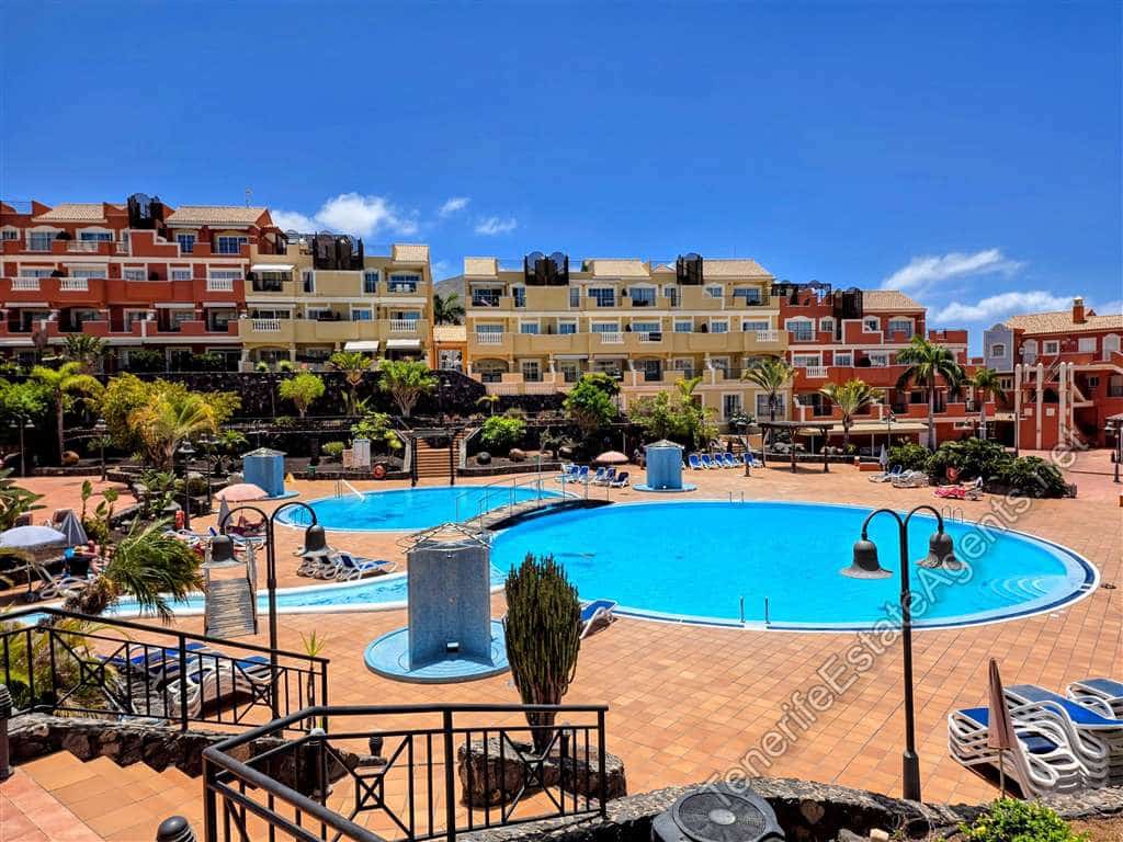 1 quarto Apartamento para venda em Los Cristianos com piscina - 249 950 € (Ref: 10100565)