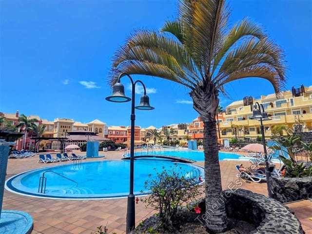 1 chambre Appartement à vendre à Los Cristianos, Arona avec piscine - 249 950 € (Ref: 10100565)