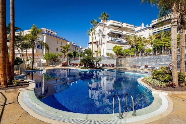 3 sypialnia Apartament na sprzedaż w Los Cristianos, Arona z basenem garażem - 599 000 € (Ref: 10100567)