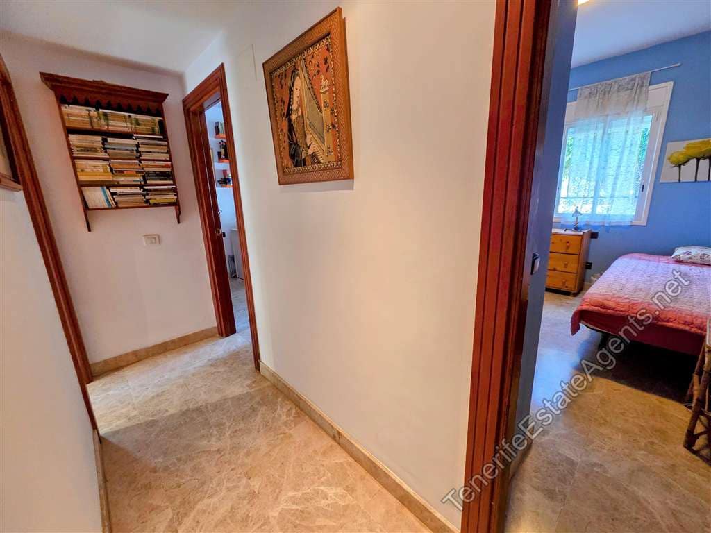 3 sypialnia Apartament na sprzedaż w Los Cristianos z basenem garażem - 599 000 € (Ref: 10100567)