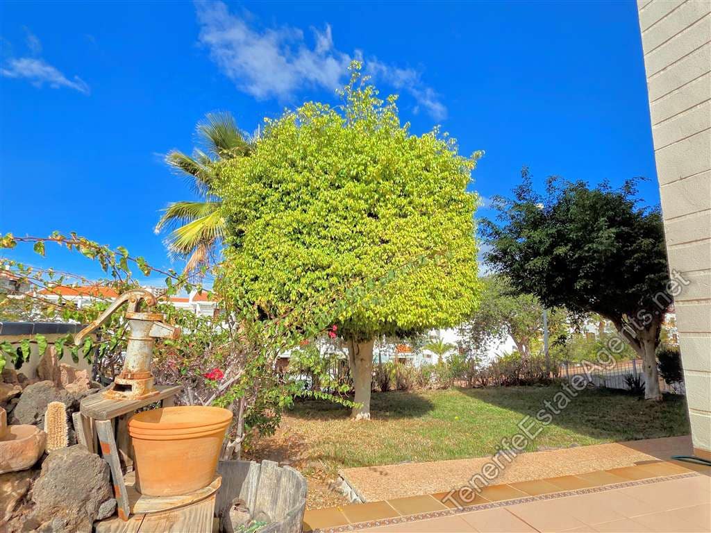 3 sypialnia Apartament na sprzedaż w Los Cristianos z basenem garażem - 599 000 € (Ref: 10100567)