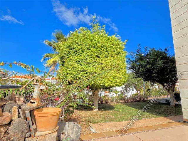 3 sypialnia Apartament na sprzedaż w Los Cristianos, Arona z basenem garażem - 599 000 € (Ref: 10100567)