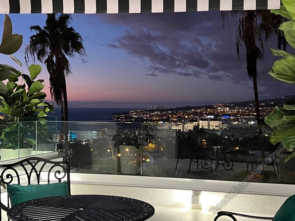 4 slaapkamer Villa te koop in San Eugenio met zwembad garage - € 2.600.000 (Ref: 10100569)