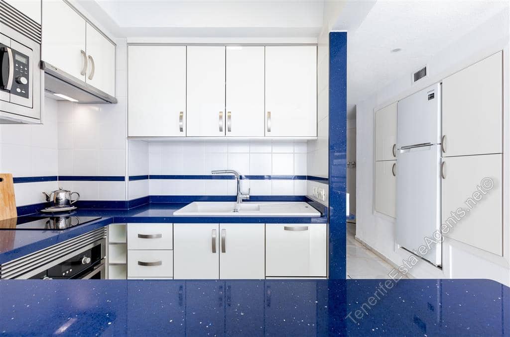 1 camera da letto Appartamento in vendita in Adeje con piscina - 425.000 € (Rif: 10100573)