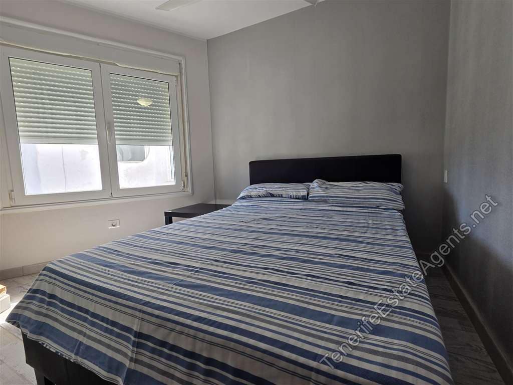 2 soveværelse Lejlighed til salg i Playa de las Americas med swimmingpool - € 299.950 (Ref: 10100577)