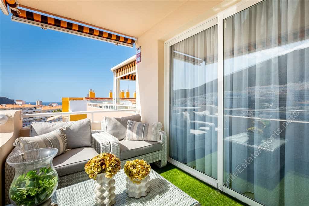 4 sypialnia Apartament na sprzedaż w Los Cristianos z basenem garażem - 950 000 € (Ref: 10100579)