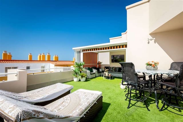 4 sypialnia Apartament na sprzedaż w Los Cristianos, Arona z basenem garażem - 950 000 € (Ref: 10100579)