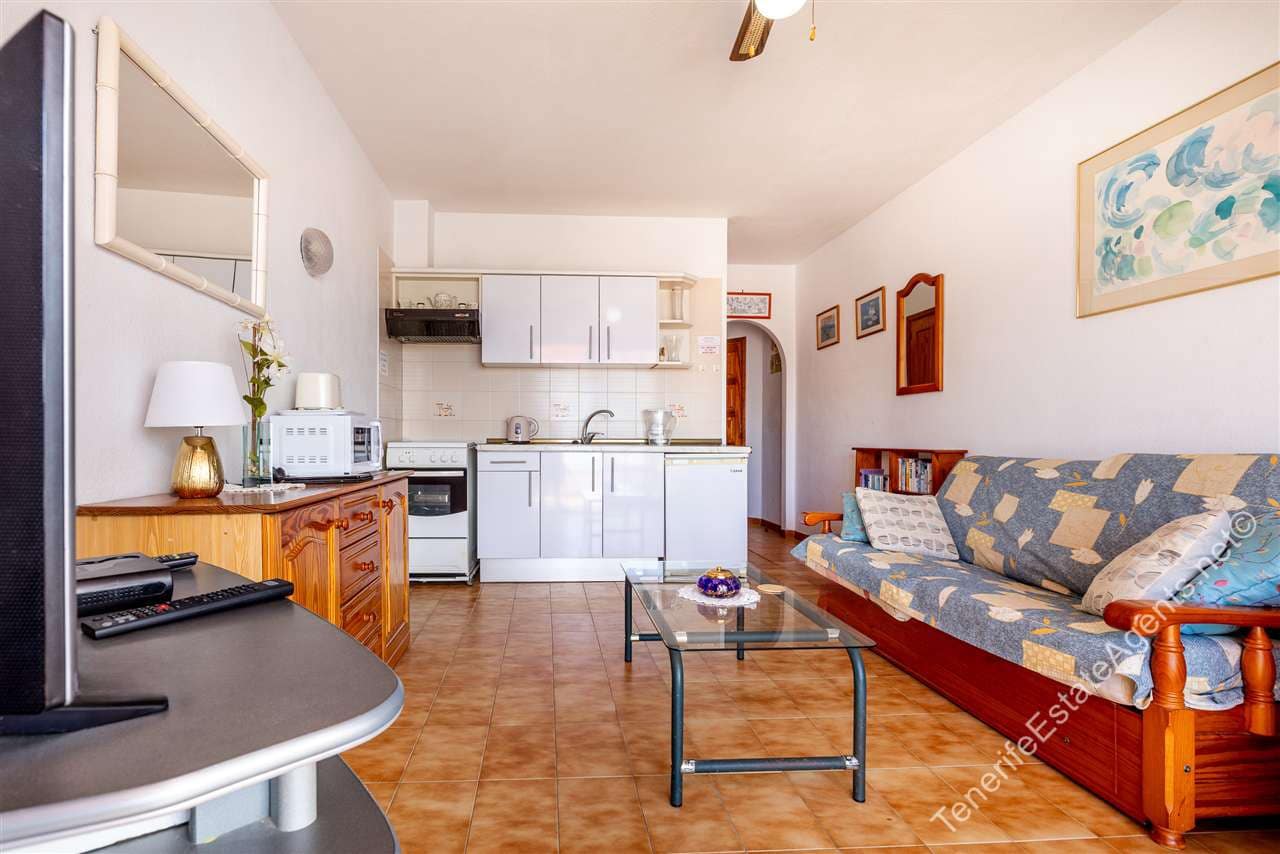 1 soveværelse Lejlighed til salg i Los Cristianos med swimmingpool - € 249.950 (Ref: 10142638)