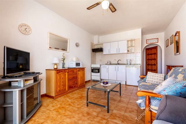 1 makuuhuone Huoneisto myytävänä paikassa Los Cristianos, Arona mukana uima-altaan - 249 950 € (Ref: 10142638)