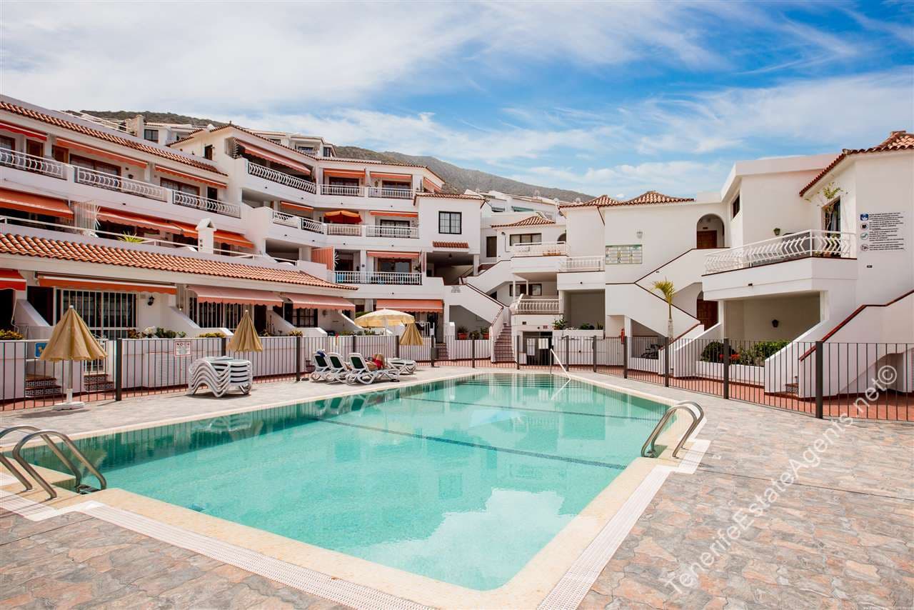 1 soveværelse Lejlighed til salg i Los Cristianos med swimmingpool - € 249.950 (Ref: 10142638)
