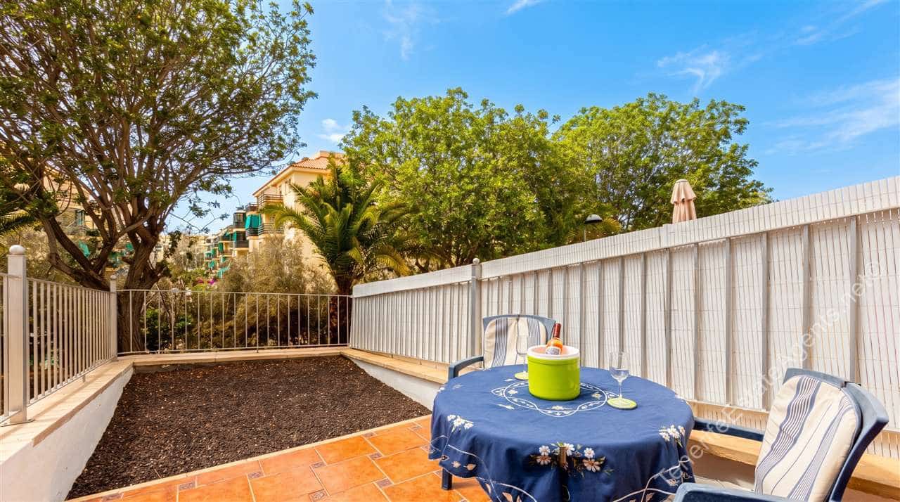 2 bedroom Apartment for sale in Los Cristianos with pool garage - € 599,950 (Ref: 10150373)