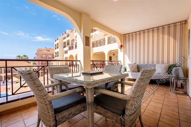 2 makuuhuone Huoneisto myytävänä paikassa Los Cristianos, Arona mukana uima-altaan - 389 950 € (Ref: 10161841)