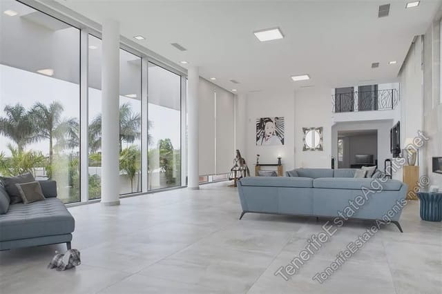 Chalet de 5 habitaciones en Adeje en venta con piscina - 5.750.000 € (Ref: 7314727)