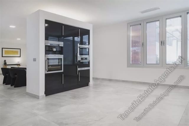 5 sypialnia Willa na sprzedaż w Adeje z basenem - 5 750 000 € (Ref: 7314727)