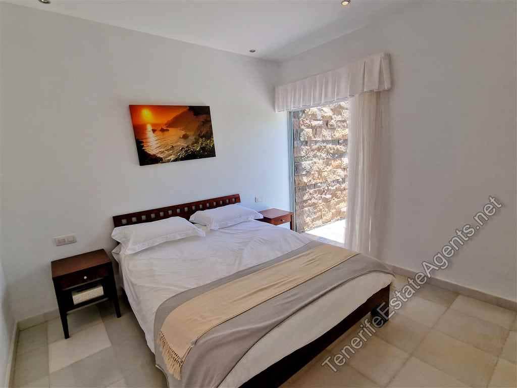 6 soveværelse Villa til salg i Playa del Duque med swimmingpool - € 3.200.000 (Ref: 7765118)