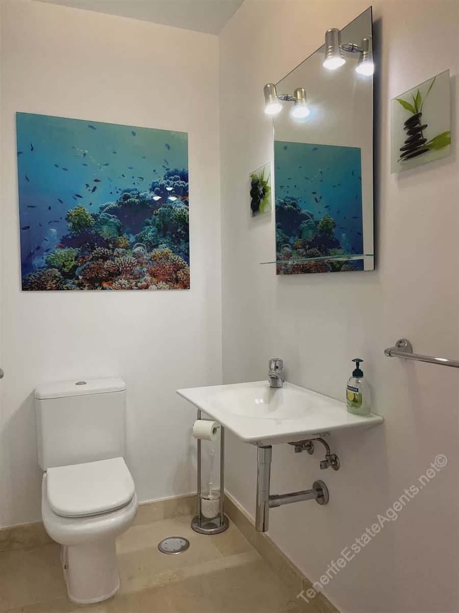 2 makuuhuone Huoneisto myytävänä paikassa Costa Adeje - 750 000 € (Ref: 7784428)