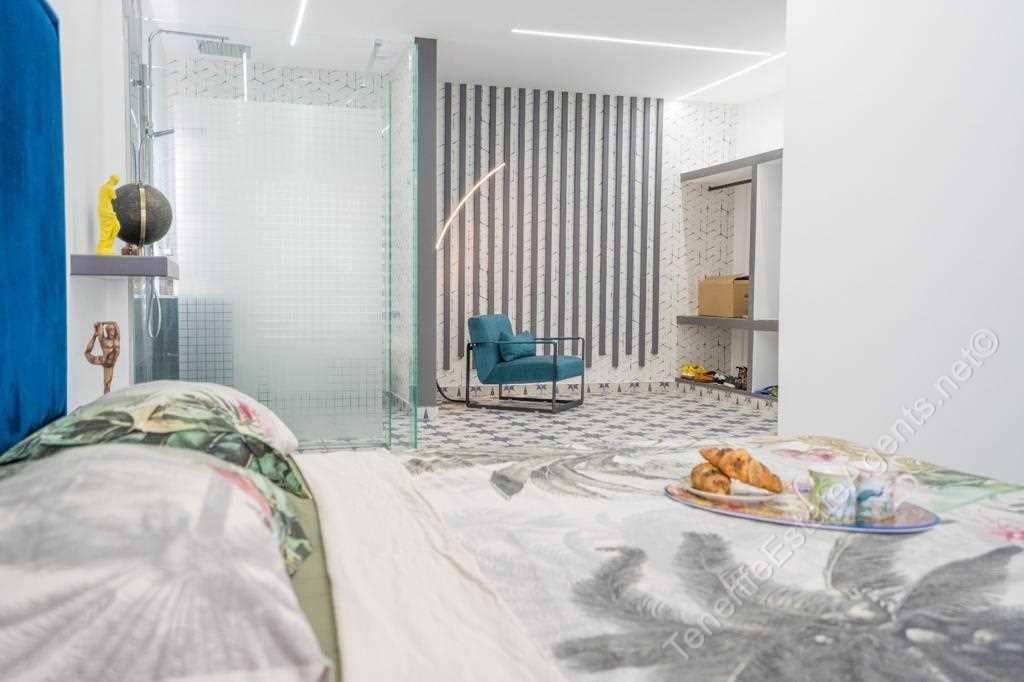 5 makuuhuone Huvila myytävänä paikassa Playa Paraiso mukana uima-altaan - 1 480 000 € (Ref: 8406628)