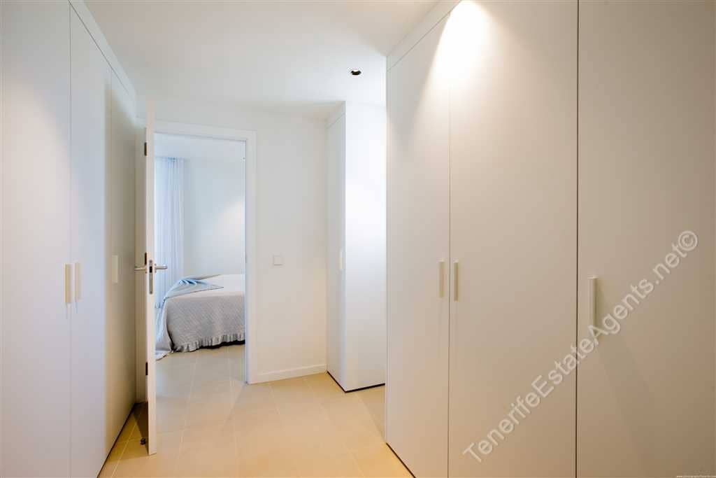 3 soveværelse Villa til salg i Guia de Isora med swimmingpool - € 1.830.000 (Ref: 8480513)