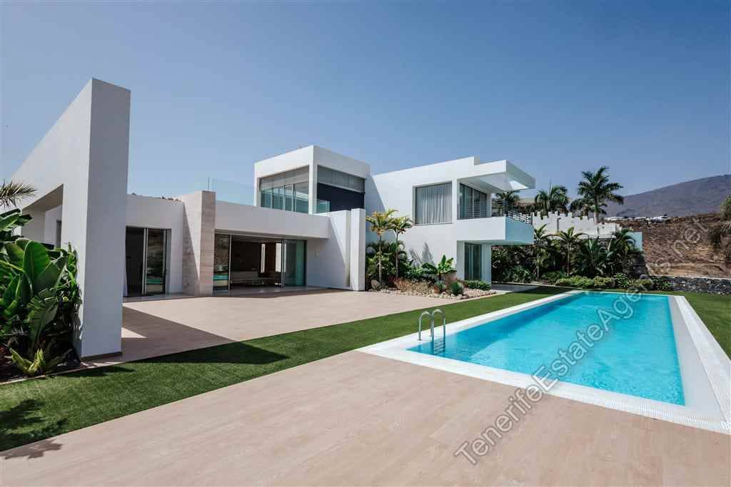 5 makuuhuone Huvila myytävänä paikassa Costa Adeje - 6 150 000 € (Ref: 8505407)