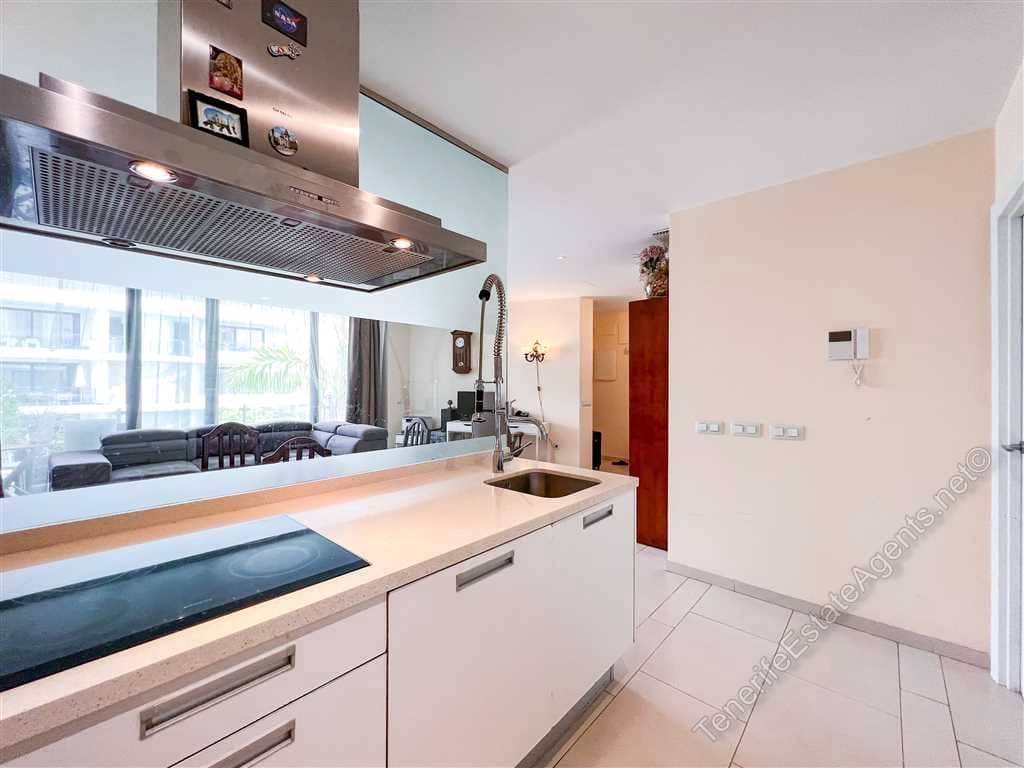 2 soveværelse Lejlighed til salg i Palm-Mar med swimmingpool - € 440.000 (Ref: 8529086)