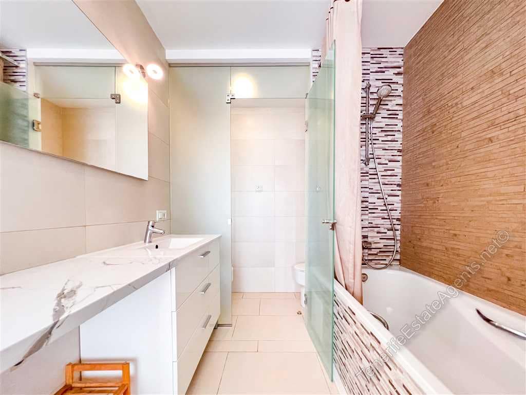 2 soveværelse Lejlighed til salg i Palm-Mar med swimmingpool - € 440.000 (Ref: 8529086)