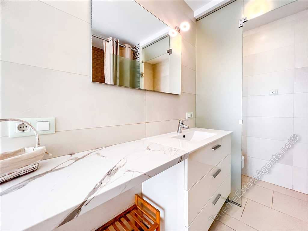 2 makuuhuone Huoneisto myytävänä paikassa Palm-Mar mukana uima-altaan - 440 000 € (Ref: 8529086)