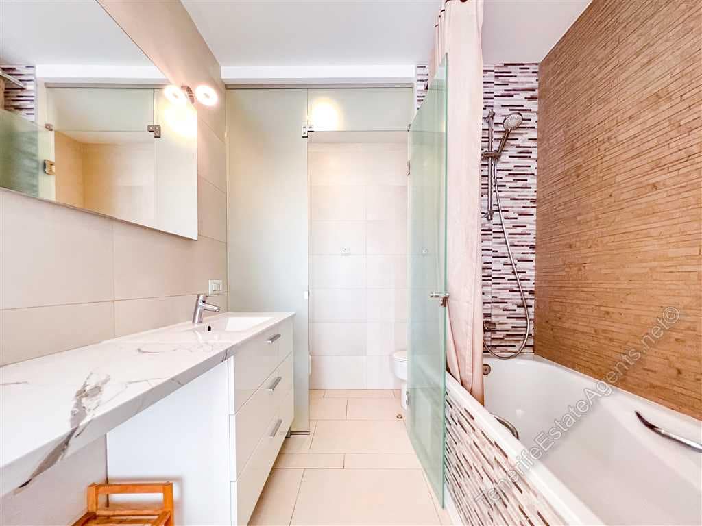 2 makuuhuone Huoneisto myytävänä paikassa Palm-Mar mukana uima-altaan - 440 000 € (Ref: 8529086)