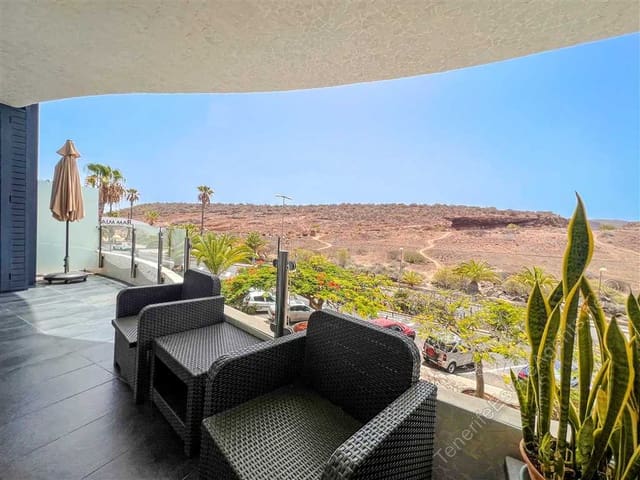 Apartamento de 2 habitaciones en Palm-Mar, Arona en venta con piscina - 440.000 € (Ref: 8529086)