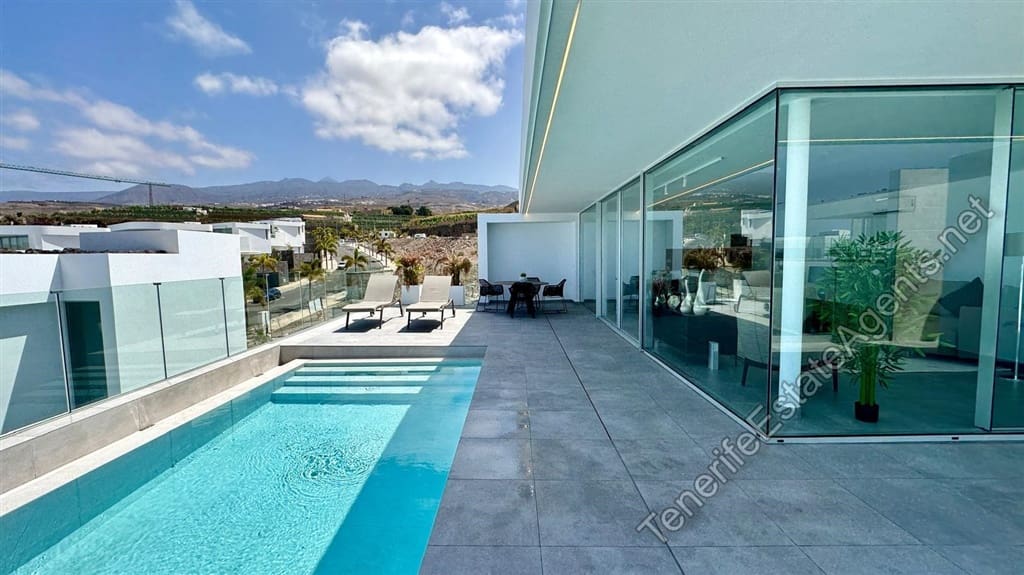 3 sovrum Villa till salu i Callao Salvaje med pool - 1 590 000 € (Ref: 8550458)