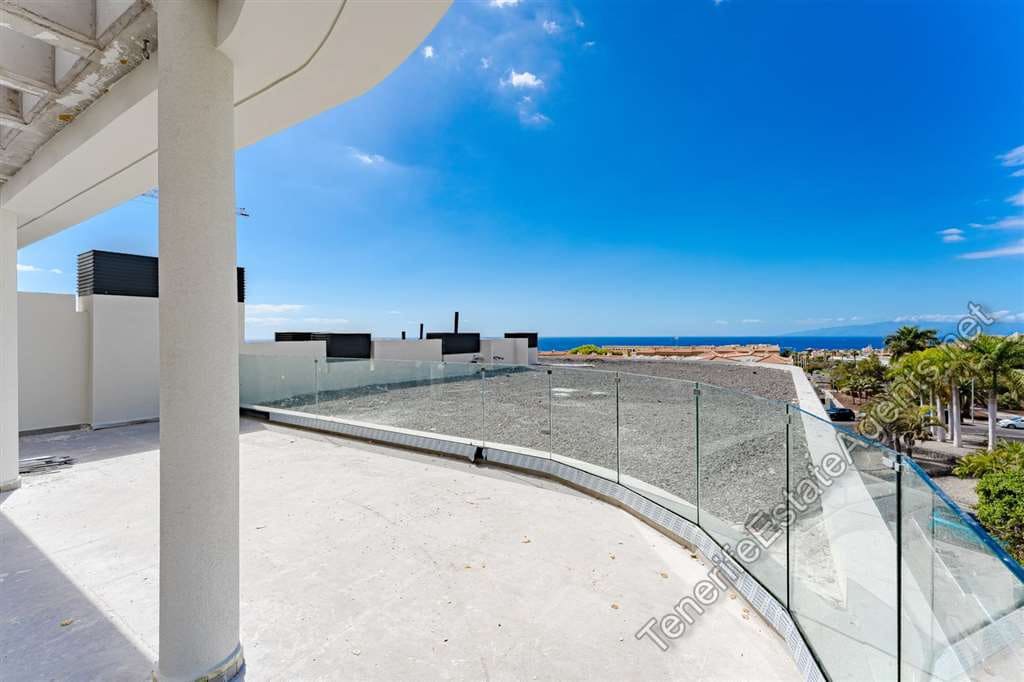 3 soverom Leilighet til salgs i Costa Adeje med svømmebasseng - € 1 295 000 (Ref: 8671623)