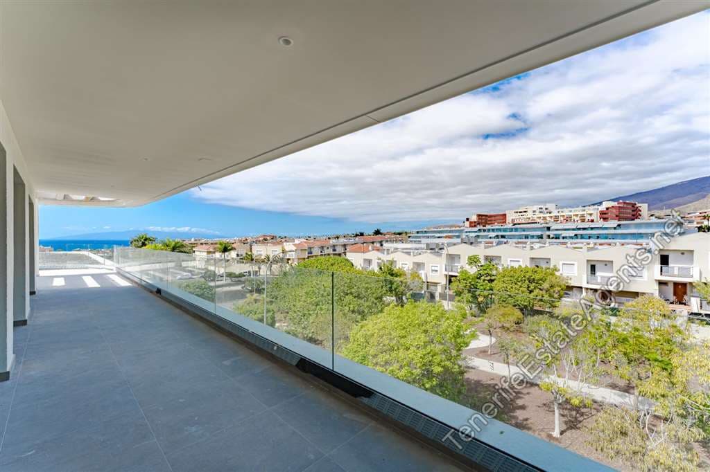 3 soverom Leilighet til salgs i Costa Adeje med svømmebasseng - € 1 295 000 (Ref: 8671623)