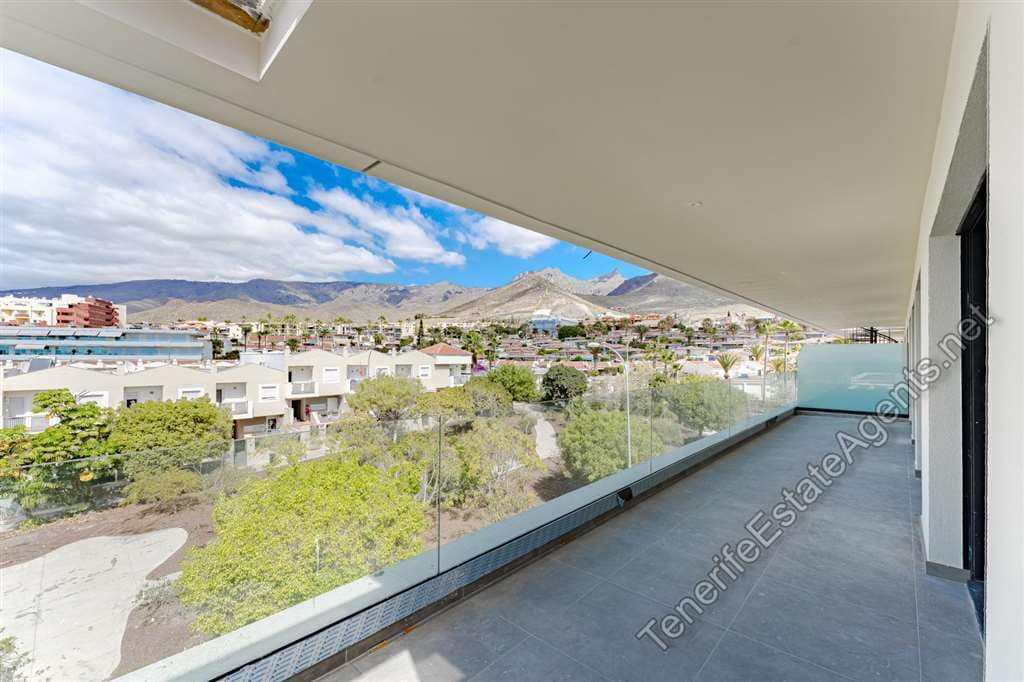 3 soverom Leilighet til salgs i Costa Adeje med svømmebasseng - € 1 295 000 (Ref: 8671623)