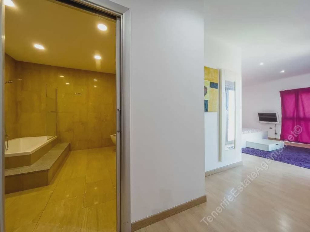 3 sovrum Villa till salu i Roque del Conde med pool - 1 100 000 € (Ref: 8899702)