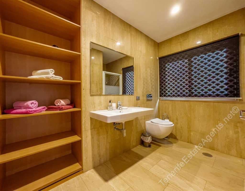 3 sovrum Villa till salu i Roque del Conde med pool - 1 100 000 € (Ref: 8899702)