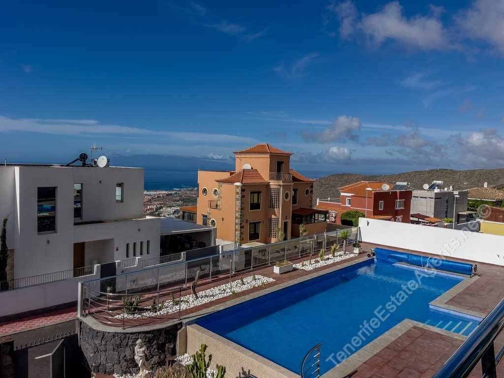 3 sovrum Villa till salu i Roque del Conde med pool - 1 100 000 € (Ref: 8899702)